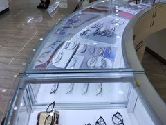 -现代眼镜批发城(台东三路店)
