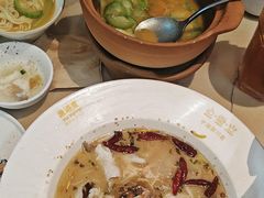 -渔语鱼酸菜鱼新川菜(来福士店)