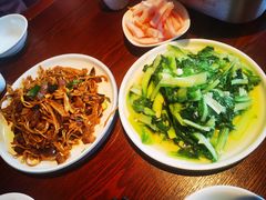 -唐师傅湘西名菜馆(武陵路店)