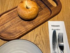 贝果-The Diner X餐厅(青岛万象城店)