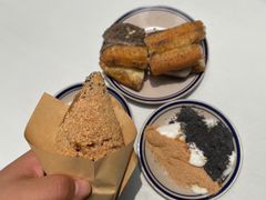 -正南齐北·老街糯米团(洪崖洞店)