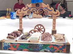 -白鹿苑蒙餐(鄂温克宾馆店)