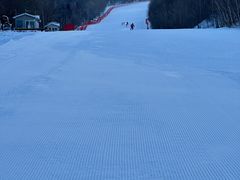 -亚布力新体委滑雪场