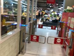 -家乐福(古北店)