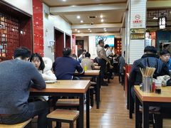 大堂-门框胡同百年卤煮(新街口店)