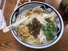 十年经典牛肉米粉-鑫花溪牛肉米粉(凤凰街创始总店)