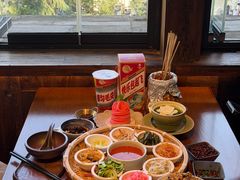 -包整·丝娃娃(甲秀楼景观店)