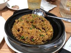 生炒腊味糯米饭-香港深井掂檔烧鹅茶餐厅(海韵城店)