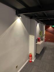 -头等闲·泰洗头颈肩概念体验店