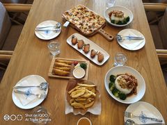 -缇纳甜妮·西餐·甜点(商字店)