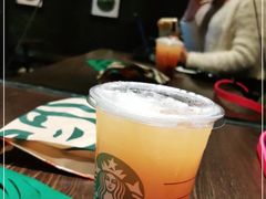 -星巴克臻选(南京金茂览秀城店)