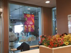 -麦当劳(轻轨曹杨路店)