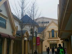 -COACH蔻驰(赛特奥特莱斯店)