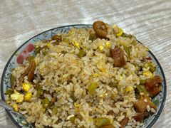 -老头爱马仕酸豇豆炒饭(丰富路店)