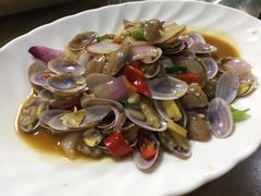 -四川小胡子海鲜(丁村万人海鲜广场店)