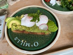 牛油果温泉蛋吐司-O'mills Sourdough Bakery&Bistro(永嘉路店)