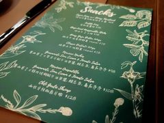 -Oasis Bar & Grill