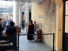 -九又四分之三站台