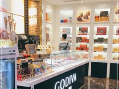 面包甜点陈列柜-GODIVA(五角场万达广场店)