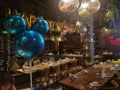 -胡桃里音乐餐厅(陶溪川店)(川湘赣菜·世界百大酒庄直供红酒·音乐表演)