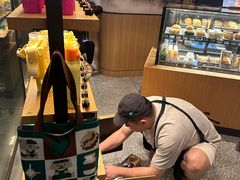 -星巴克(上海长宁来福士1F店)