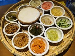 -包整·丝娃娃(一览甲秀楼风景店)