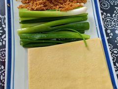 -八两八金·莱芜特色炒鸡(市南漳浦路店)
