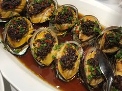 蒜茸豆豉6头小鲍鱼-玫瑰厅上海菜(兴国路店)