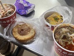 -中山牛肉肥肠粉面馆(军工社区店)