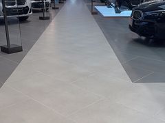 -上海宝信宝马4S店