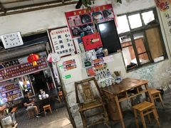 -刘二姐肥肠米粉(总店)