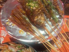 -何师烧烤·香辣蟹·川菜·30年老品牌(紫荆店)