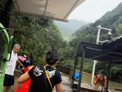 -安吉龙王山峡谷漂流