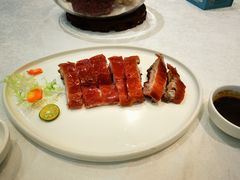 烤乳猪-欢乐海岸美食联盟