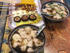 招牌野馄炖-老谢野馄饨(延安路店)