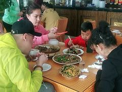 -凤百年大骨鸡饭庄