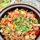 终于来吃猪杂粥和栋企鸡噜，鲜哭了