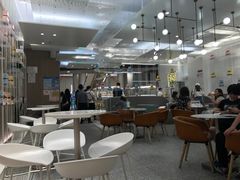 大堂-奈雪的茶(市百一店)