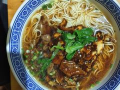 -沪西老弄堂面馆(定西路店)