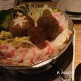 罗湖高楼大厦中的动漫寿喜锅
