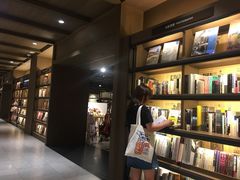 -诚品(信义店)
