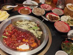 -沸炉重庆老火锅(军事博物馆店)