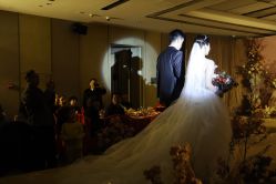 点击看大图 -MuseMarry婚纱(前海嘉里中心店)