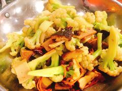干锅有机菜花-天天向上素食餐厅(五台山店)