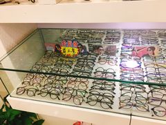 -罗创丹阳眼镜(童卫路店)