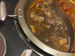 -沸炉重庆老火锅(军事博物馆店)