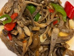 -乡土特色.冷锅鱼.牦牛肉火锅