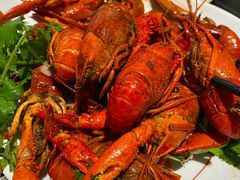 -涨巢·潮玩水疗局