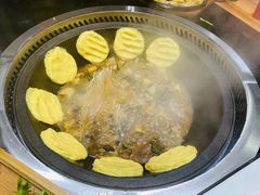 -东北农家院·铁锅炖(莘庄店)