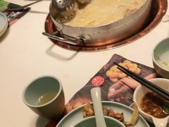 -洪氏嗨捞·猪肚鸡火锅(阳光天地店)